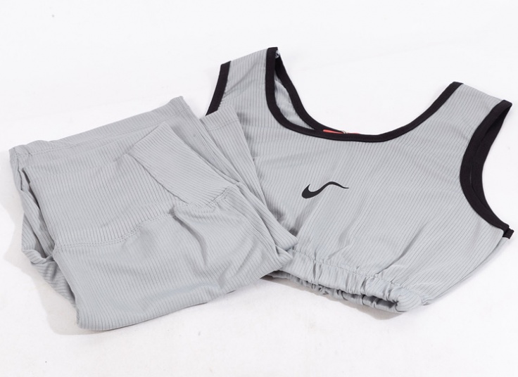 ست ورزشی زنانه Nike