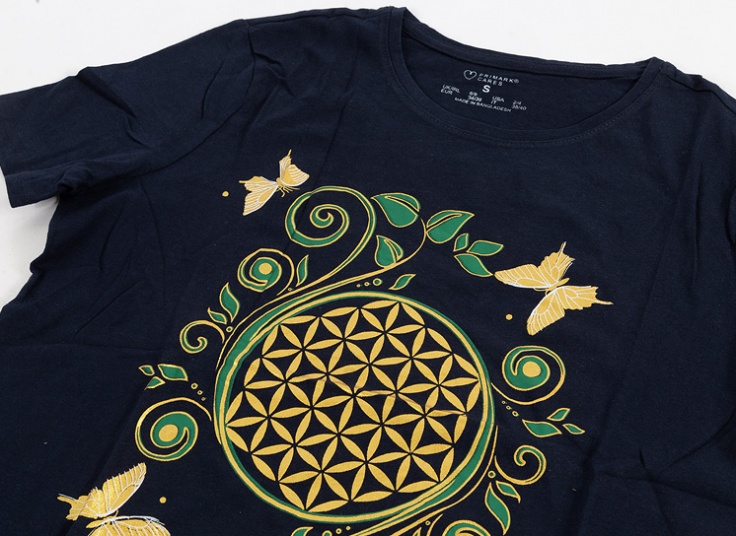 تیشرت زنانه Pirmark طرح شاپرک