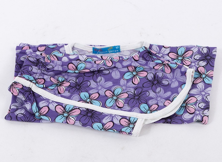 ست تاپ و شلوارک طرحدار دخترانه