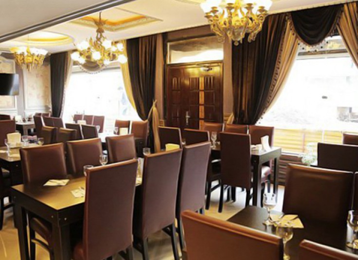 بوفه کامل صبحانه رستوران چلچله