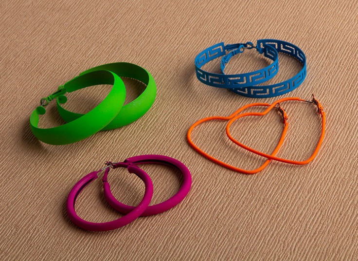 انواع گوشواره نئونی