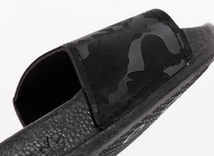 دمپایی مردانه adidas