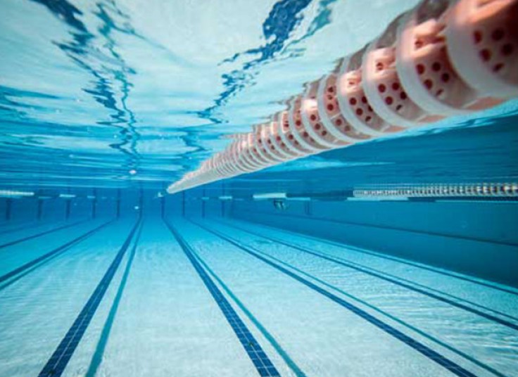 استخر نگین فراز 