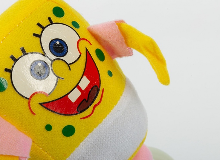 حوله عروسکی آویز دار