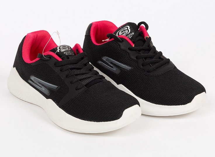 کتانی زنانه Skechers