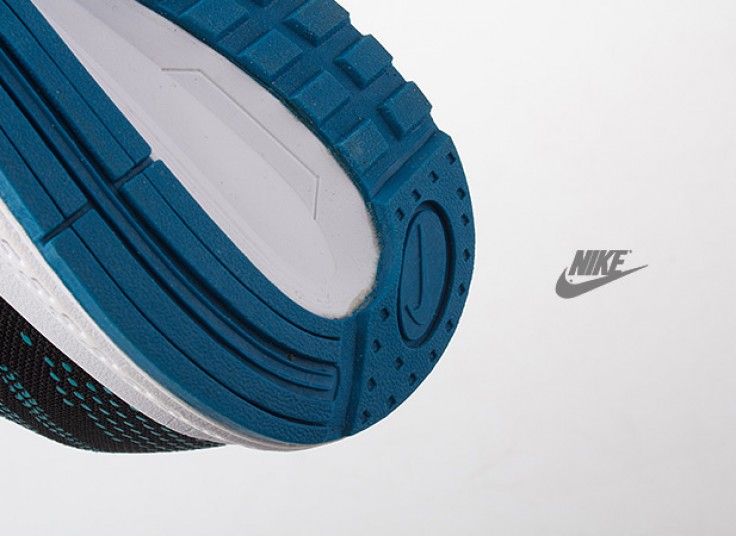 کفش ورزشی زنانه NIKE