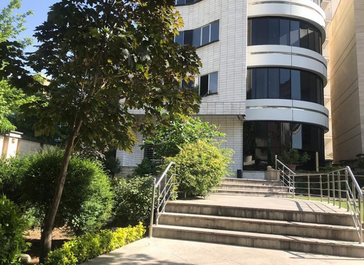 مرکز زیبایی یاس