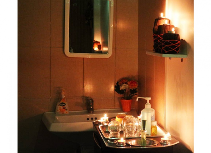 ماساژ ریلکسی آقایان در مرکز ماساژ سماع