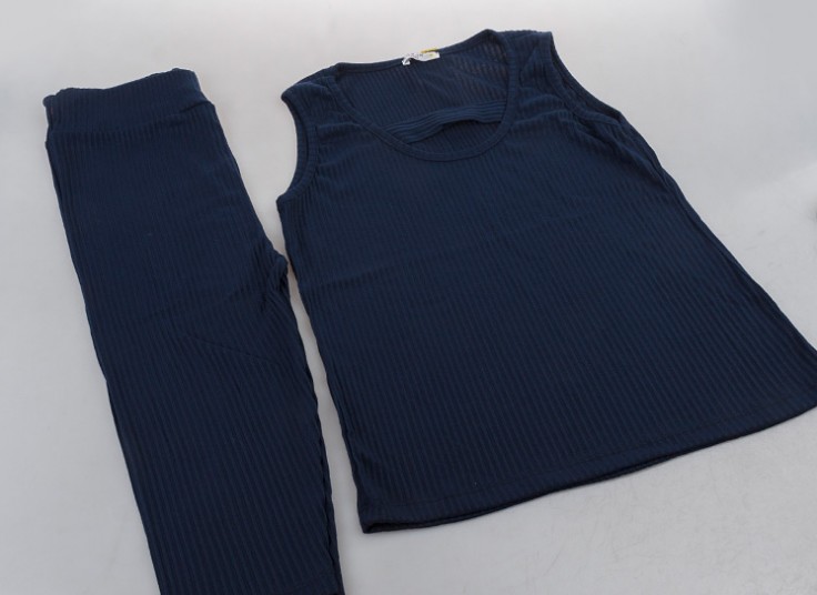 ست تاپ و شلوار برمودا زنانه