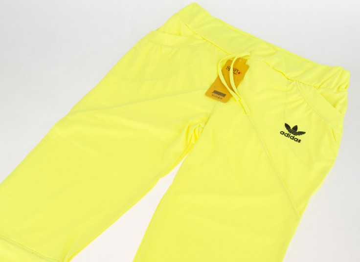 شلوار برمودا ورزشی طرح adidas