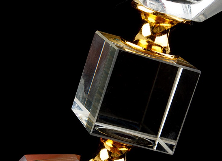 گل و شمعدان کریستال