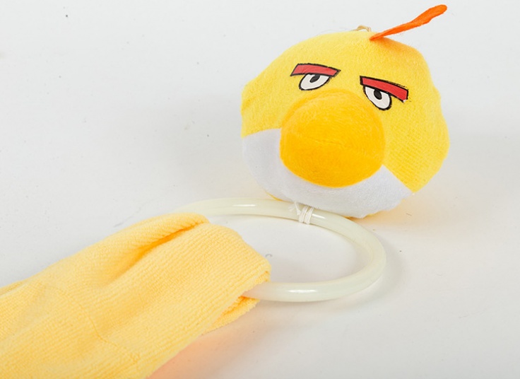 حوله عروسکی آویز دار