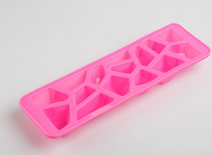 قالب سیلیکونی یخ