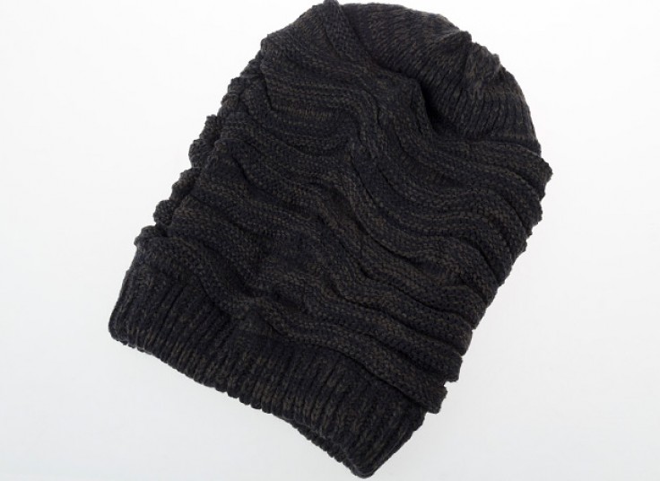 کلاه بافت زمستانی Outstanding