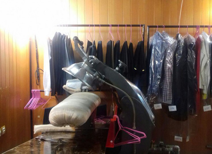 خشکشویی آبنوس