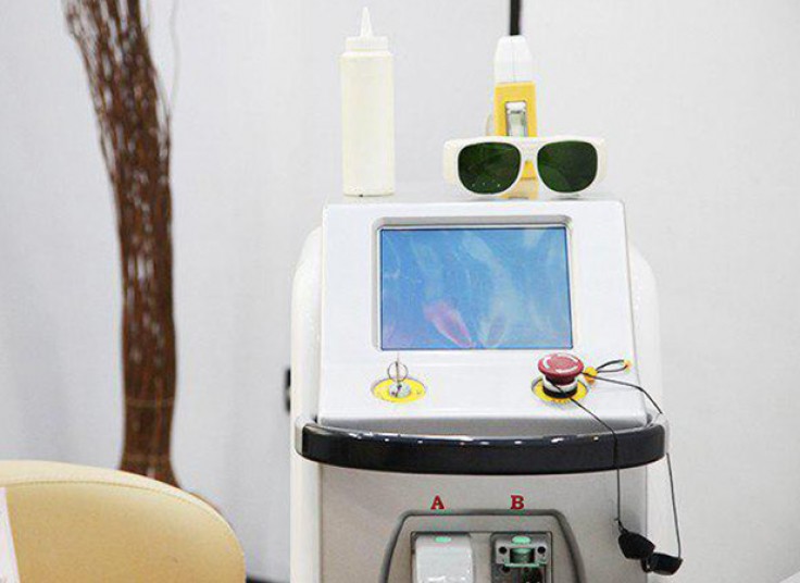 میکرودرم و هیدرودرم مطب دکتر داوودآبادی