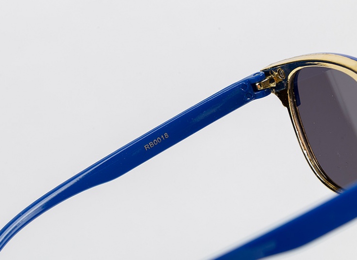 عینک آفتابی بچه گانه Rayban