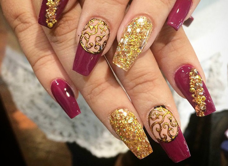 کاشت ناخن پانیذ