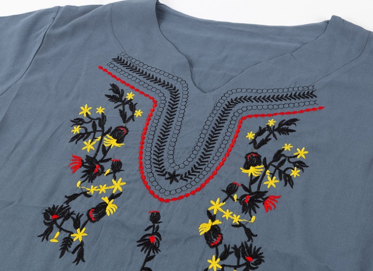 مانتو جلو بسته گلدوزی