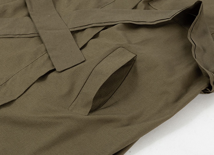 مانتو لینن سرشانه پاگون‌دار