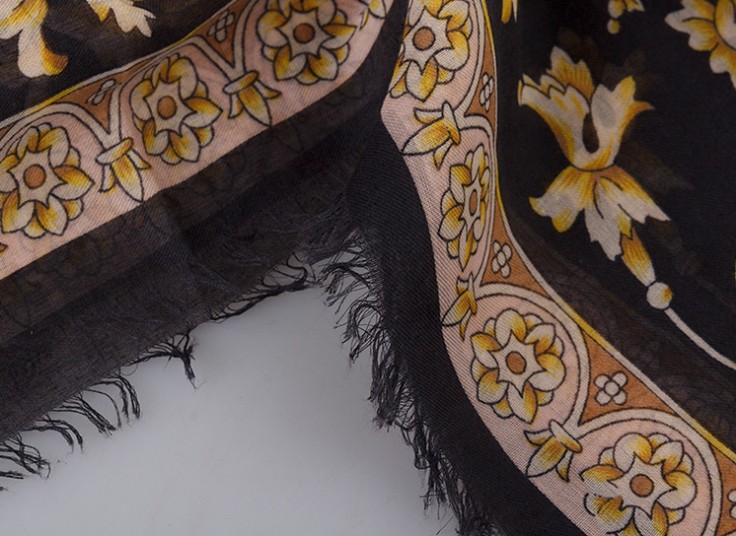 روسری نخی بهاره Capris