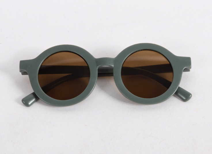 عینک بچگانه گرد