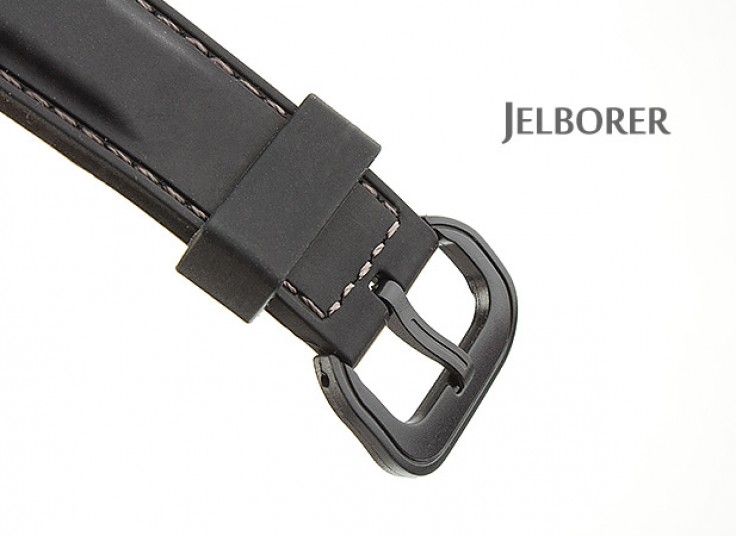 ساعت طرح SEVENFRIDAY