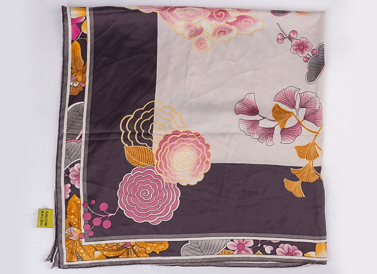 انواع روسری طرحدار زنانه