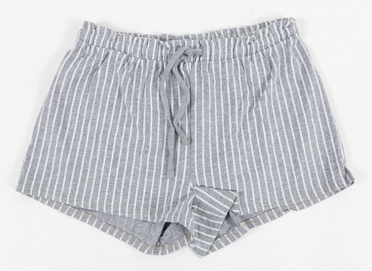 شلوارک زنانه