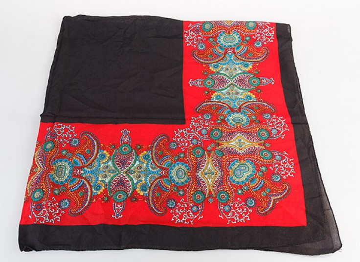 روسری نخی طرحدار