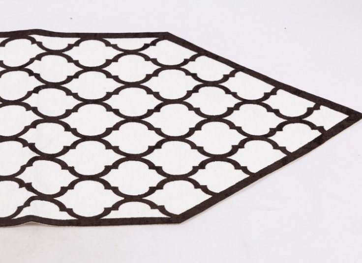 رانر رومیزی