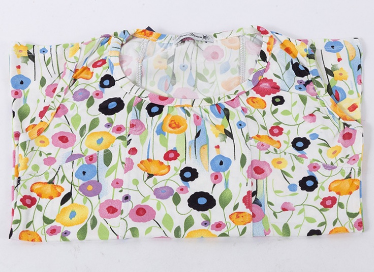 تاپ گیاهی گلدار