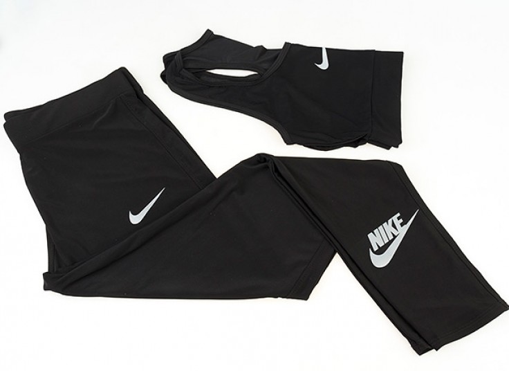 ست نیم تنه و شلوار طرح NIKE