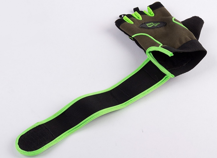 دستکش بدنسازی Nike