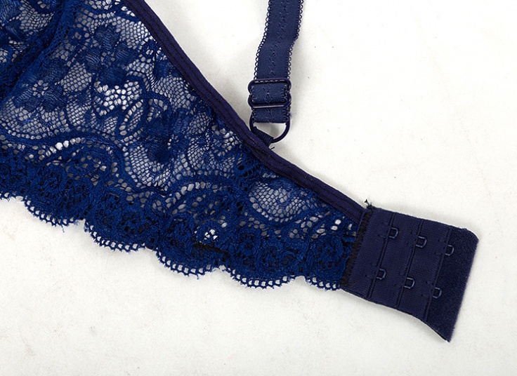 ست لباس زیر نورا