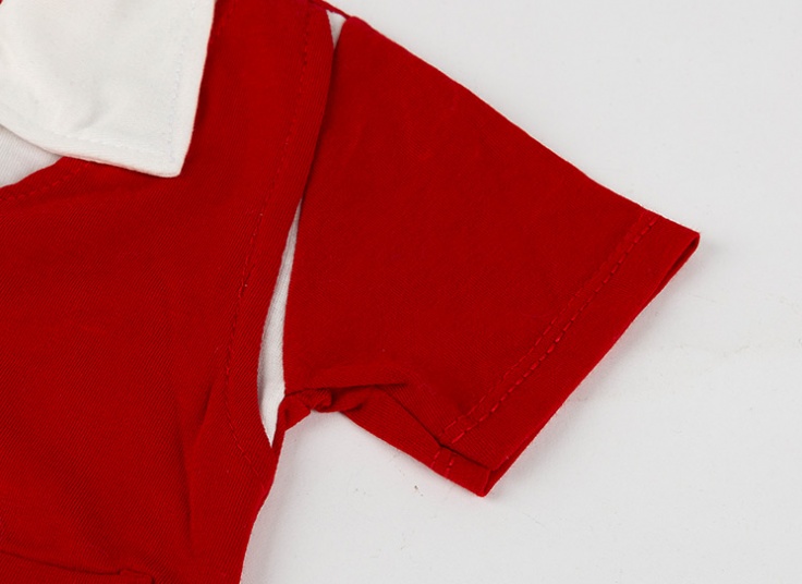 تیشرت و شلوارک کراوات‌دار