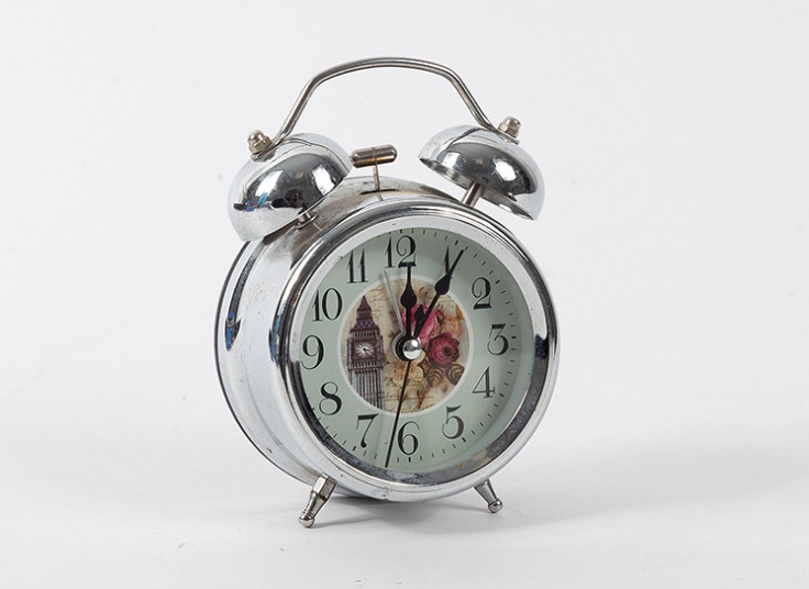 انواع ساعت رومیزی شماته دار