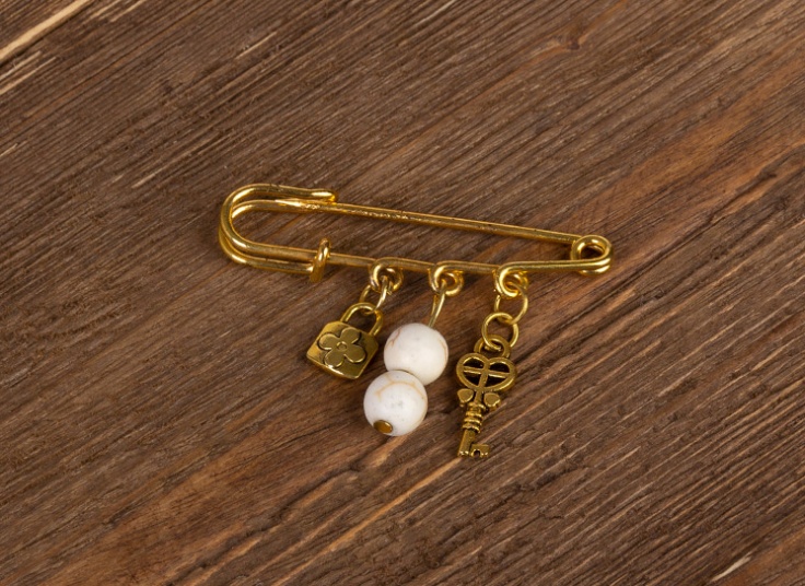 سنجاق سینه lobar