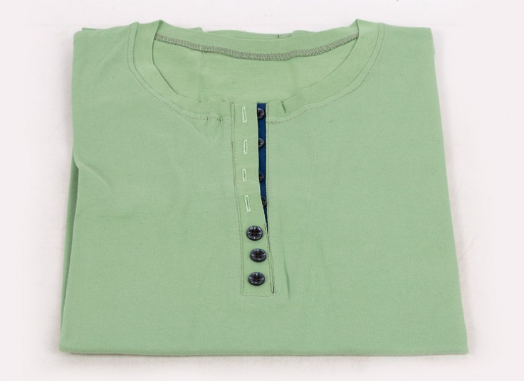 بلوز زنانه یقه دکمه دار