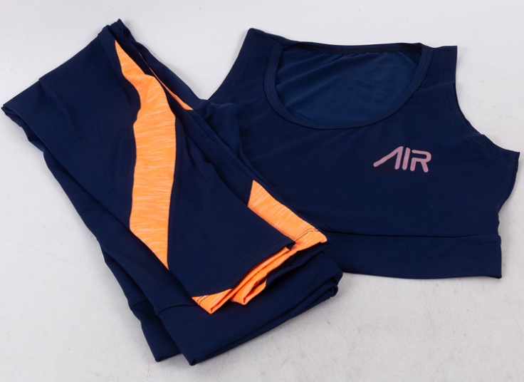 ست نیم تنه و لگ ورزشی زنانه