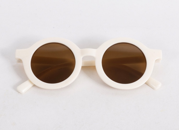 عینک بچگانه گرد