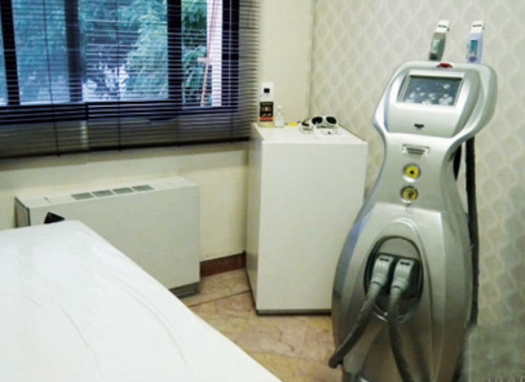 لیزر در مطب خانم دکتر وال محمدی