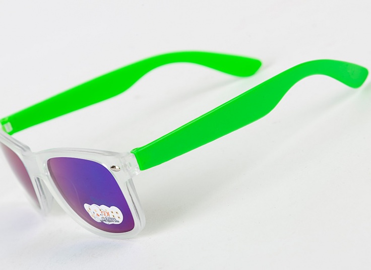 عینک آفتابی بچگانه