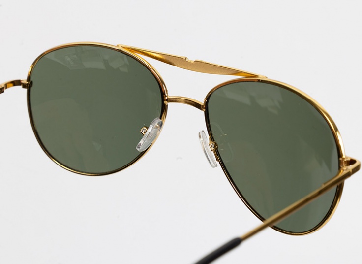عینک آفتابی طرح Ray Ban سری T