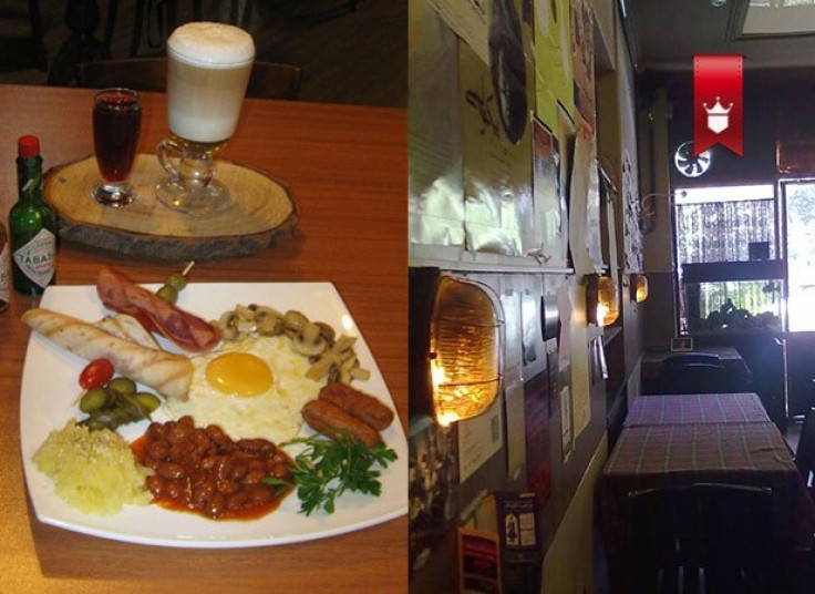 صبحانه کافه گاتا