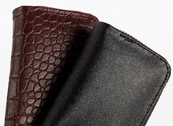 جاکارتی و کیف چرم طبیعی