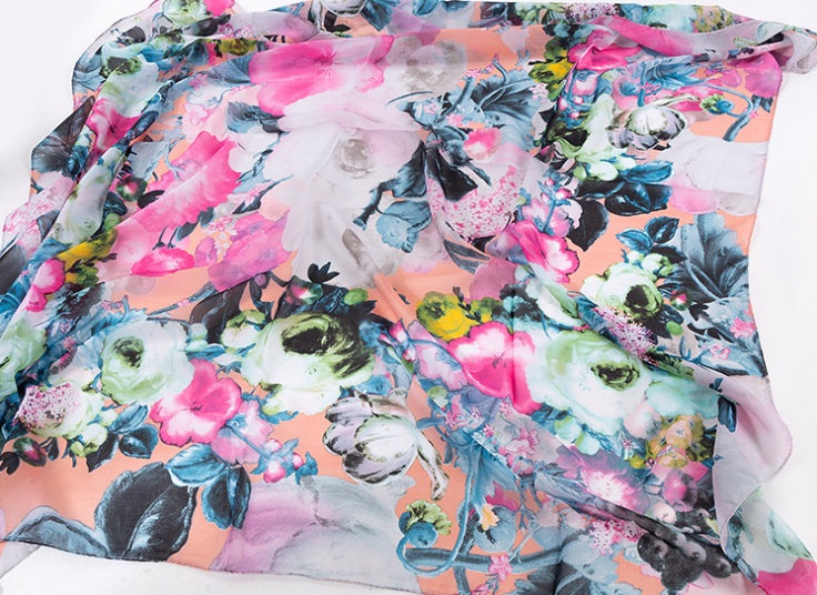 روسری چاپی طرح گل