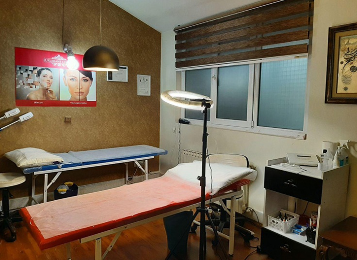 پاکسازی پوست صورت در آموزشگاه بهاره قادری