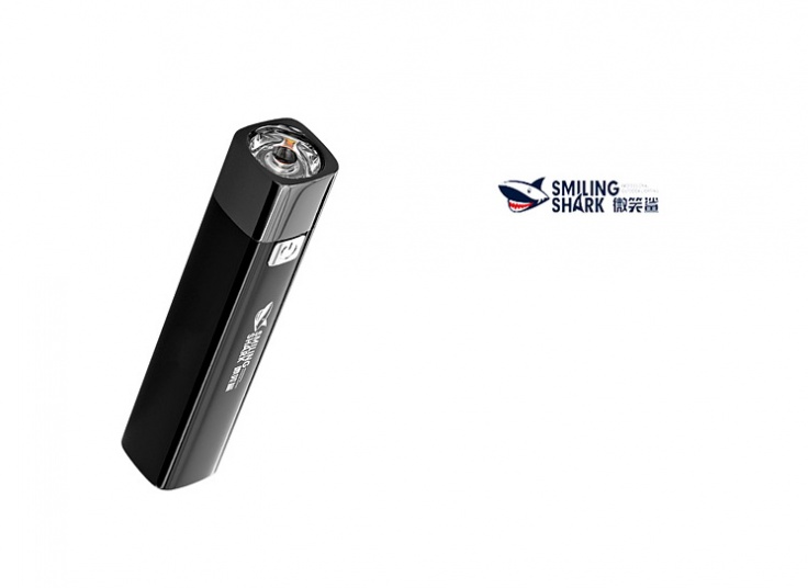 چراغ قوه قابل شارژ SMILING SHARK