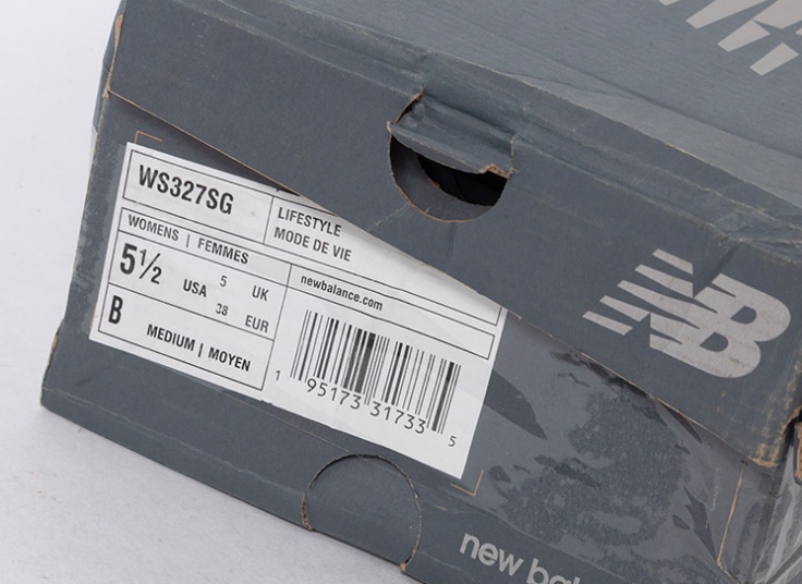 کتانی زنانه New Balance